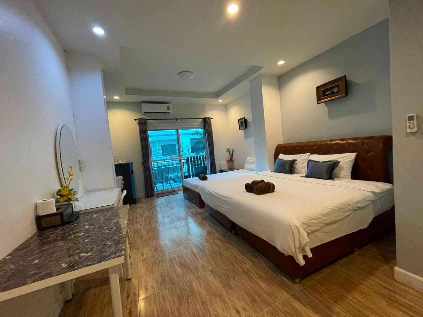 Anna Residence Jomtien Beach Exteriör bild