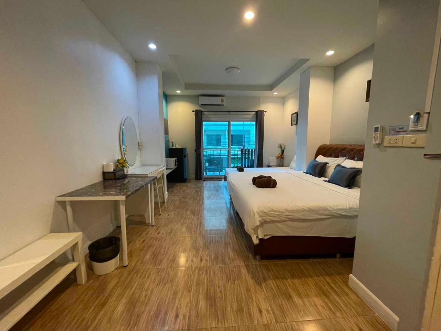 Anna Residence Jomtien Beach Exteriör bild
