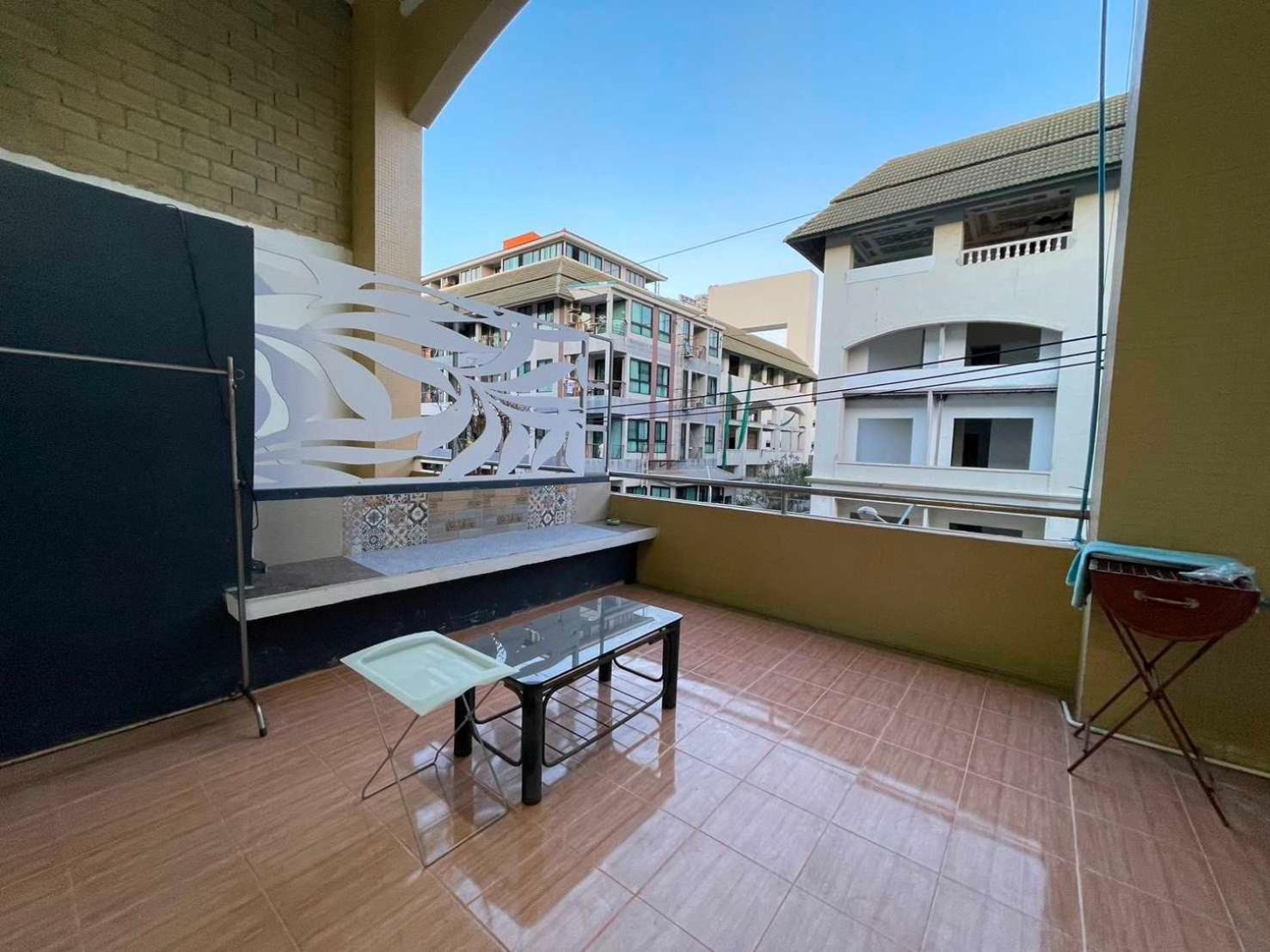 Anna Residence Jomtien Beach Exteriör bild