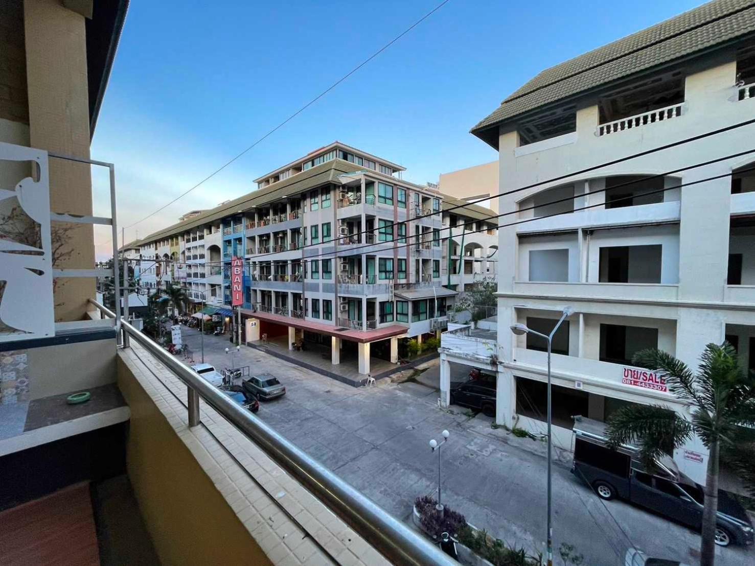 Anna Residence Jomtien Beach Exteriör bild